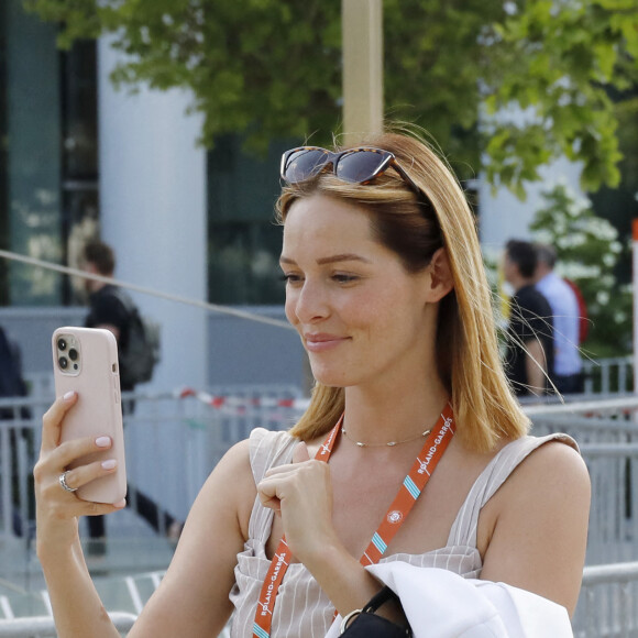 Exclusif - Maëva Coucke (Miss France 2018) - Roland Garros entre Ciel et Terre,Un voyage à 50m de hauteur, pétillant et gourmand, pour vous offrir une vue exceptionnelle à Paris le 17 mai 2022. © Marc Ausset-Lacroix/Bestimage 