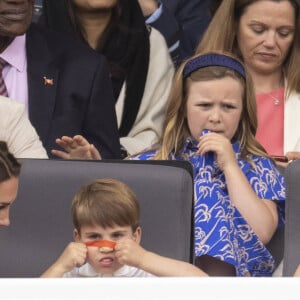 Catherine (Kate) Middleton, duchesse de Cambridge, Le prince Louis de Cambridge, Mike Tindall, Mia Grace Tindall - Jubilé de platine de la reine Elisabeth II d'Angleterre à Bukingham Palace à Londres, le 5 juin 2022. 