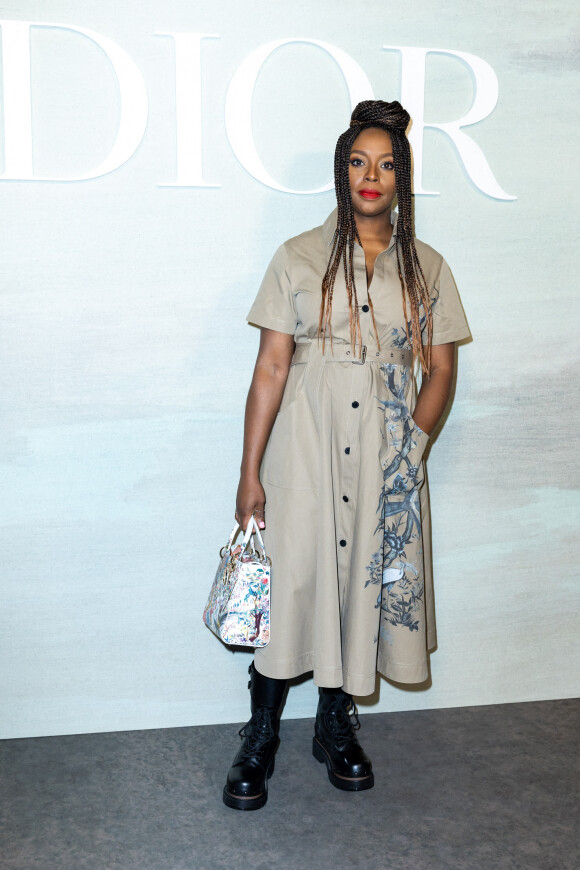 Chimamanda Adichie - Photocall du défilé Dior Collection Femme Prêt-à-porter Printemps/Eté 2023 lors de la Fashion Week de Paris, France, le 27 septembre 2022. © Olivier Borde/Bestimage 