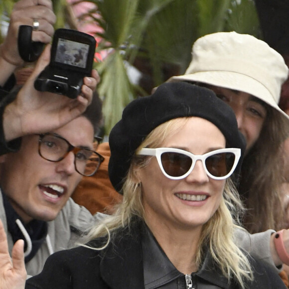 Diane Kruger et son compagnon Norman Reedus arrivent à l'hôtel "Marie Cristina" lors du 70ème Festival du Film de Saint-Sébastien, le 24 septembre 2022. © Future-Image via Zuma Press/Bestimage