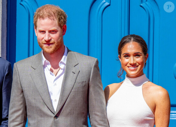 Le prince Harry, duc de Sussex et Meghan Markle, duchesse de Sussex, arrivent à l'hôtel de ville pour l'événement Invictus Games Dusseldorf 2023 One Year to Go, à Düsseldorf, Allemagne, le 6 septembre 2022. 