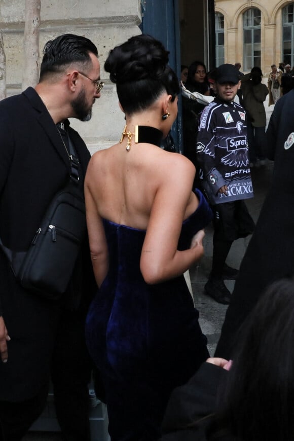 Kylie Jenner arrive au défilé de mode Schiaparelli Collection Femme Prêt-à-porter Printemps/Eté 2023 lors de la Fashion Week de Paris, France, le 29 septembre 2022. 