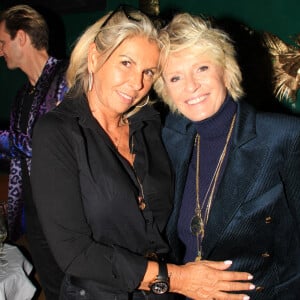 Exclusif - Caroline Margeridon, Sophie Davant - Caroline Margeridon fête son 56ème anniversaire au restaurant "Manko" à Paris le 29 septembre 2022. © Philippe Baldini/Bestimage