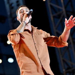 Jérémy Frérot - Enregistrement de l'émission "La Chanson de l'Année 2022" à Toulon, diffusée le 4 juin sur TF1. © Bruno Bebert-Jean-René Santini / Bestimage.