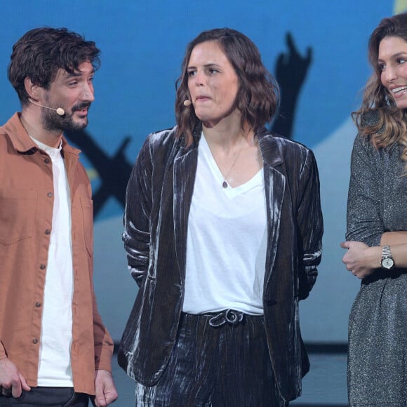 Jérémy Frérot, Laure Manaudou, Laury Thilleman - Surprises - Enregistrement de l'émission "La Chanson secrète 11" à Paris, diffusée le 24 juin sur TF1. © Cyril Moreau / Bestimage.