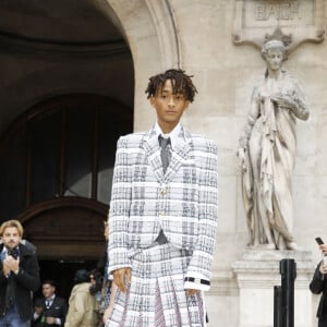 Jaden Smith - Arrivées au défilé Thom Browne Collection Femme Prêt-à-porter Printemps/Eté 2023 lors de la Fashion Week de Paris (PFW), France, le 3 octobre 2022. © Denis Guignebourg/Bestimage