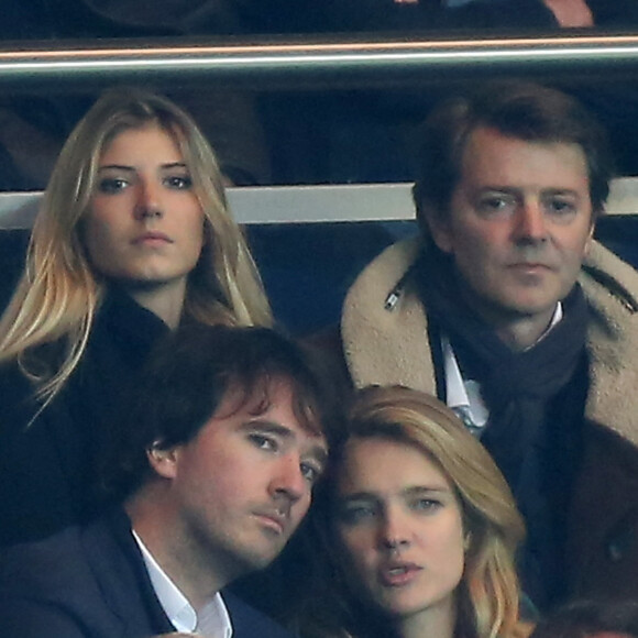 Francois Baroin et sa fille Constance - Match de coupe de la ligue PSG - Marseille au Parc des Princes, le 31 octobre 2012.