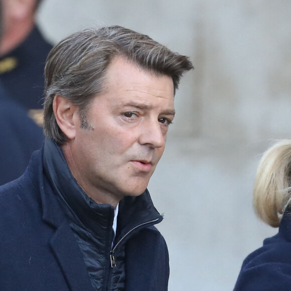 François Baroin et sa compagne Michèle Laroque - Arrivées en l'église Saint-Sulpice pour les obsèques de l'ancien président de la République Jacques Chirac à Paris. Un service solennel sera présidé par le président de la République. Le 30 septembre 2019 © Dominique Jacovides / Bestimage.