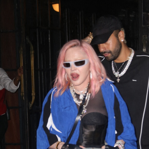 Madonna quitte l'hôtel Bowery à New York le 19 septembre 2022.