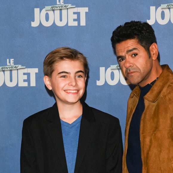 Simon Faliu et Jamel Debbouze - Avant-première du film "Le Nouveau Jouet" au Grand Rex à Paris le 9 octobre 2022. © Coadic Guirec/Bestimage