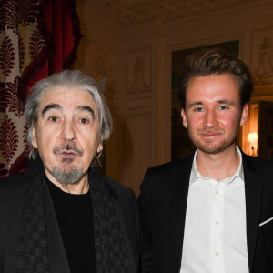 Serge Lama et Bastien Kossek - Lancement du livre "Sardou Regards" de B.Kossek à l'hôtel Raphael à Paris, France, le 15 avril 2019. © Coadic Guirec/Bestimage 