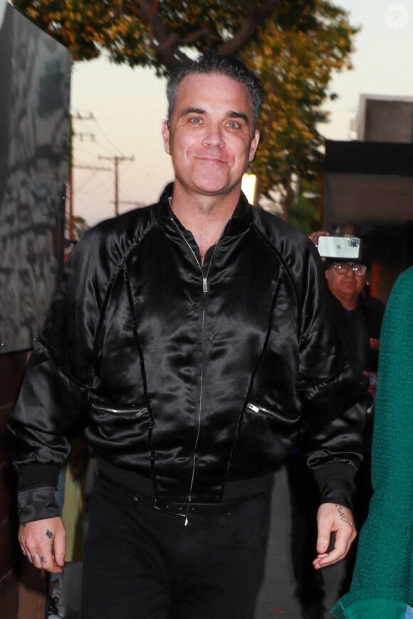 Exclusif - Robbie Williams et Jimmy Carr vont dîner au restaurant Craig's à West Hollywood le 6 mai 2022.