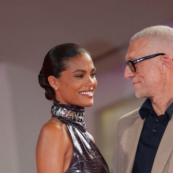 Tina Kunakey et son mari Vincent Cassel à la projection du film "Athena" lors de la 79ème édition du festival international du film de Venise (La Mostra), Italie, le 2 septembre 2022. © MPP/Bestimage.