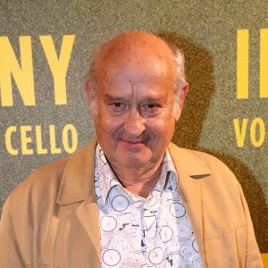 Michel Jonasz - Photocall des personnalités au spectacle événement de la chanteuse Imany "Voodoo Cello" au Grand Rex à Paris le 9 juin 2022. © Bertrand Rindoff / Bestimage 