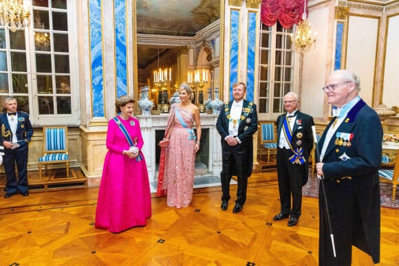La reine Silvia de Suède, la reine Maxima des Pays-Bas, le roi Willem Alexander, le roi Carl Gustav - Banquet d'état au palais royal de Stockholm en l'honneur de la famille royale des Pays-Bas le le 11 octobre 2022. 