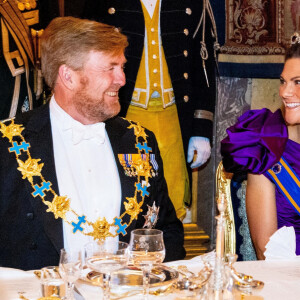 Le roi Willem Alexander des Pays-Bas, la princesse Victoria de Suède - Banquet d'état au palais royal de Stockholm en l'honneur de la famille royale des Pays-Bas le le 11 octobre 2022. 