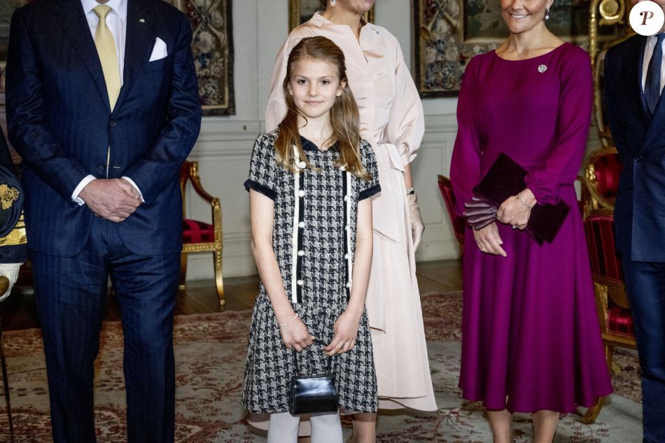 la-princesse-estelle-de-su-de-la-famille-royale-de-su-de-accueille-le