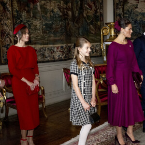 Silvia, La princesse Sofia (Hellqvist) et le prince Carl Philip de Suède, la princesse Victoria et le prince Daniel de Suède avec leur fille la princesse Estelle de Suède - La famille royale de Suède accueille le roi Willem-Alexander et de la reine Maxima des Pays-Bas au palais royal de Stockholm, Suède, le 11 octobre 2022. 