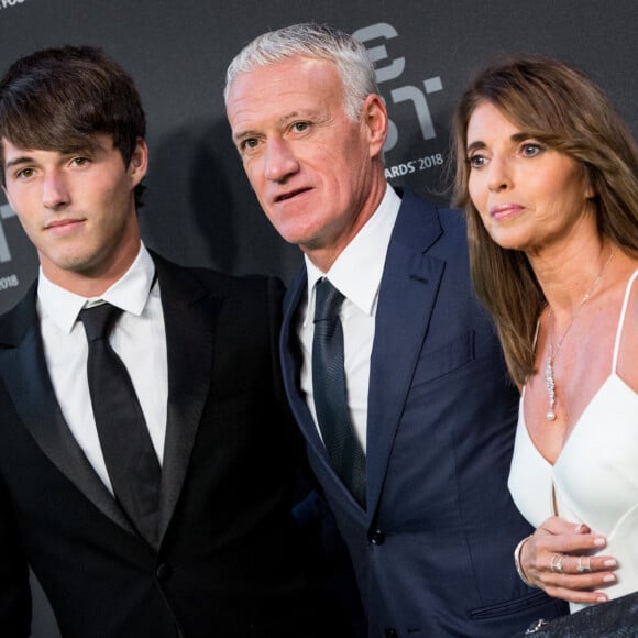 Didier Deschamps, sa femme Claude et leur fils Dylan - Les célébrités arrivent à la cérémonie des Trophées Fifa. © Cyril Moreau/Bestimage