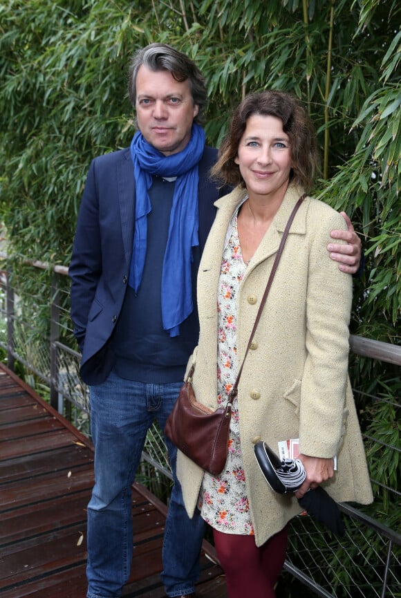 Isabelle Gelinas et son compagnon - People au village des Internationaux de France de tennis de Roland Garros à Paris. Le 31 mai 2015. 