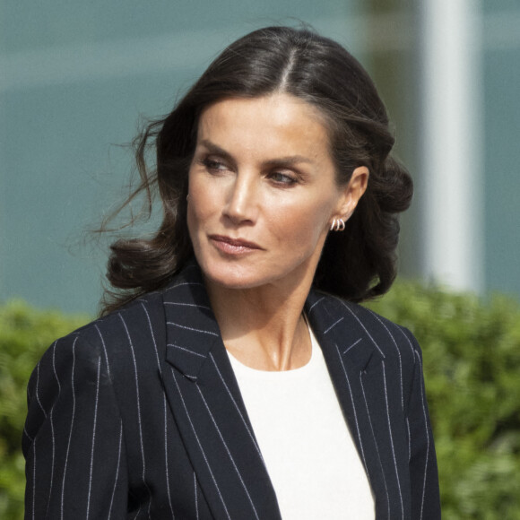 La reine Letizia d'Espagne au départ de Madrid pour une visite de trois jours en Allemagne. 