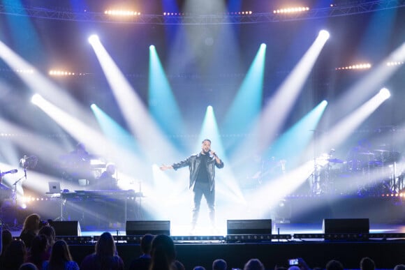 Exclusif - Slimane - 10e édition du concert "Leurs voix pour l'espoir" à l'Olympia de Paris. Le 17 octobre 2022. © Pierre Perusseau / M. Ausset-Lacroix / Bestimage