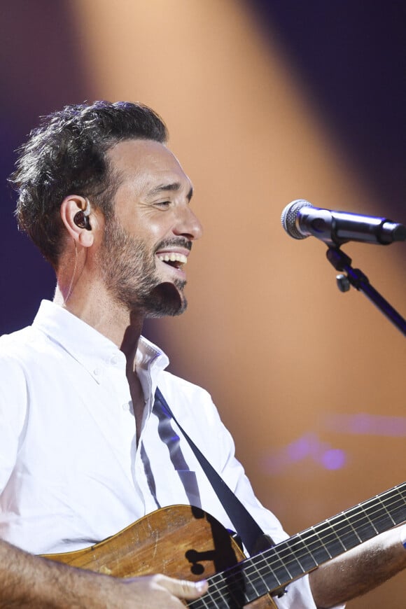 Exclusif - Charlie Winston - 10e édition du concert "Leurs voix pour l'espoir" à l'Olympia de Paris. Le 17 octobre 2022. © Pierre Perusseau / M. Ausset-Lacroix / Bestimage