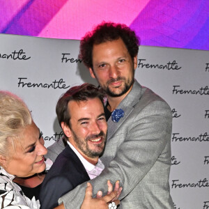 Marianne James, Eric Antoine et leur producteur - Soirée Fremantle pour la 38e édition du Mipcom à Cannes, le 17 octobre 2022. © Bruno Bebert / Bestimage