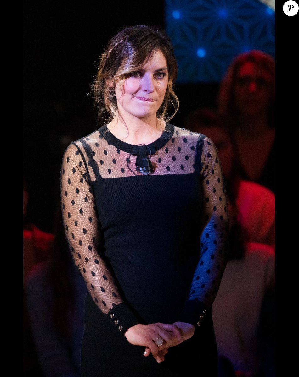 Laetitia Milot Enti rement Nue Photo Sensuelle Pour Une Noble Cause 