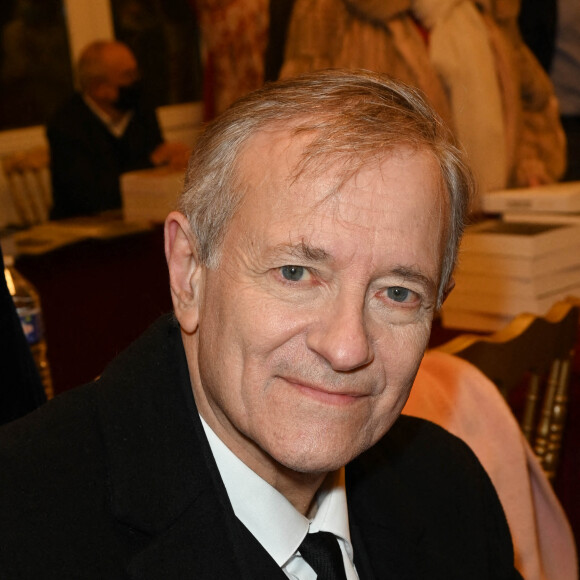 Exclusif - Francis Huster - Remise du Prix du Guesclin à l'occasion du 11ème salon du livre d'histoire au Cercle National des Armées à Paris  © Coadic Guirec/Bestimage 