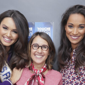 Exclusif - Diane Leyre (Miss France 2022), Alexia Laroche-Joubert (présidente du comité Miss France), Cindy Fabre (Miss France 2005 et nouvelle directrice de Miss France) - Backstage de l'émission TPMP (Touche Pas à Mon Poste) présentée en direct par C.Hanouna et diffusée sur C8 - Paris le 19/09/2022 - © Jack Tribeca / Bestimage