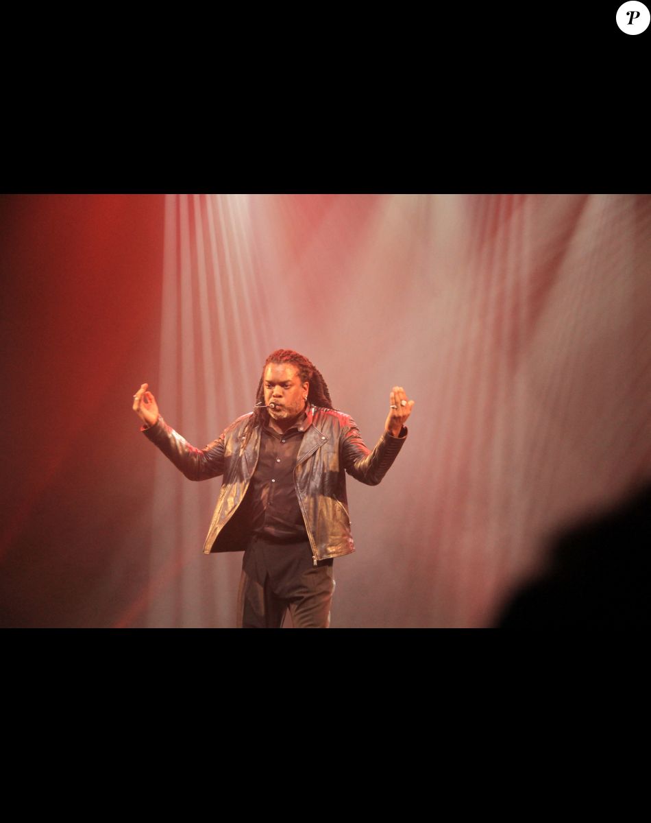Exclusif - Anthony Kavanagh - Personnalités au spectacle de A.Kavanagh "Happy" au Casino de Paris, après 5 ans d'absence. Le 21 octobre 2022 © Baldini / Bestimage