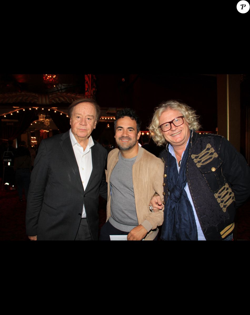 Exclusif - Daniel Lauclair, Alex Goude, Pierre-Jean Chalençon - Personnalités au spectacle de A.Kavanagh "Happy" au Casino de Paris, après 5 ans d'absence. Le 21 octobre 2022 © Baldini / Bestimage