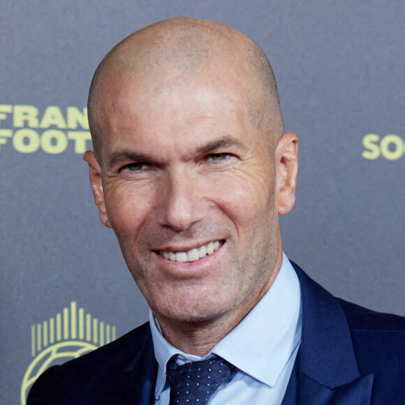 Zinedine Zidane - Photocall de la 66ème cérémonie du Ballon d'Or au Théâtre du Chatelet à Paris. © Cyril Moreau/Bestimage