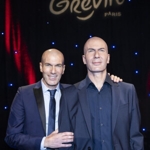 Zinedine Zidane présente sa nouvelle statue de cire au musée Grévin.