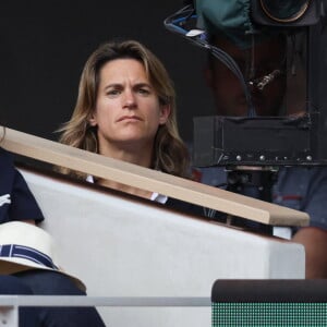 Amélie Mauresmo (directrice du tournoi de Roland-Garros) en tribune (jour 14) lors des Internationaux de France de Tennis de Roland Garros 2022 à Paris, France, le 4 juin 2022. © Dominique Jacovides/Bestimage