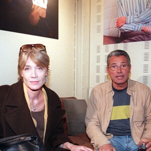 Vernissage de l'exposition Jean-Marie Périer avec Françoise Hardy le 27 novembre 1998 à Paris