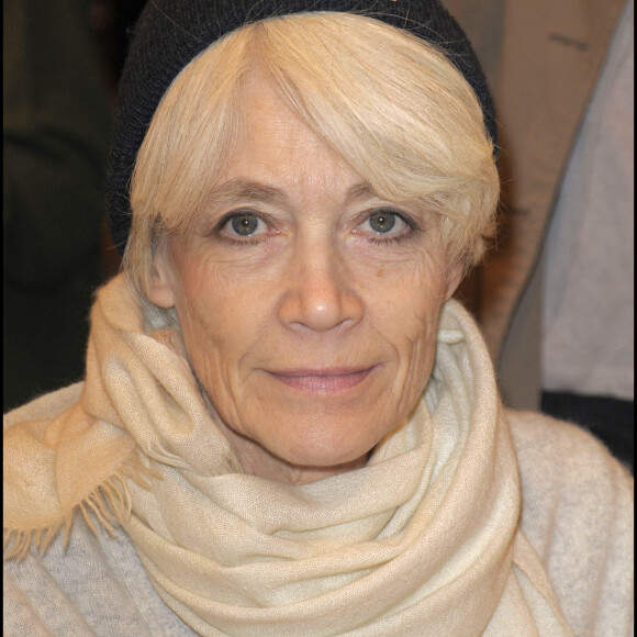 Françoise Hardy au salon du livre en 2009 à Paris
