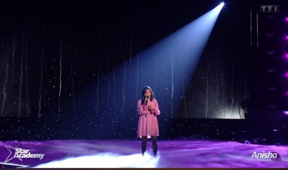 Anisha lors du premier prime de la "Star Academy 2022", le 15 octobre, sur TF1