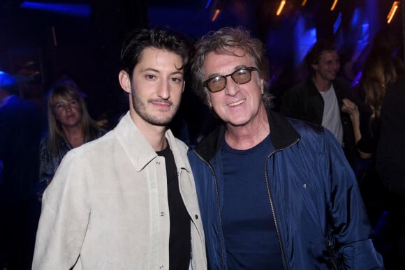 Exclusif - Pierre Niney, François Cluzet - After party du film Mascarade au club privé NO.PI à Paris le 20 octobre 2022. © Rachid Bellak / Bestimage 