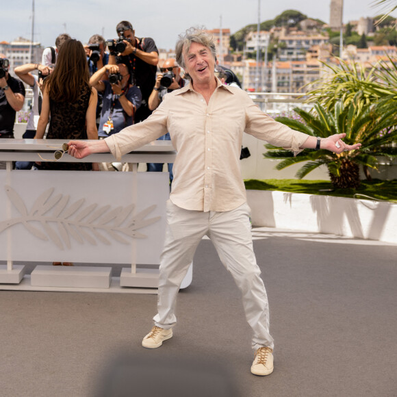 François Cluzet au photocall de "Mascarade" lors du 75ème Festival International du Film de Cannes, le 28 mai 2022. © Olivier Borde / Bestimage 