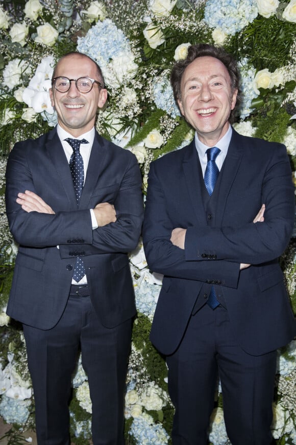 Stéphane Bern et son compagnon Lionel Bounoua - Photocall de la 16e soirée Sidaction dans la salle de réception du Pavillon d'Armenonville à Paris. © Olivier Borde/Bestimage 