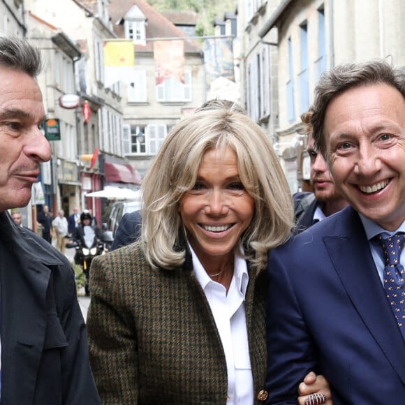 Brigitte Macron et Stéphane Bern visitent la "Cité Internationale de la Tapisserie" à Aubusson, le 16 septembre 2022. © Stéphane Lemouton/Bestimage