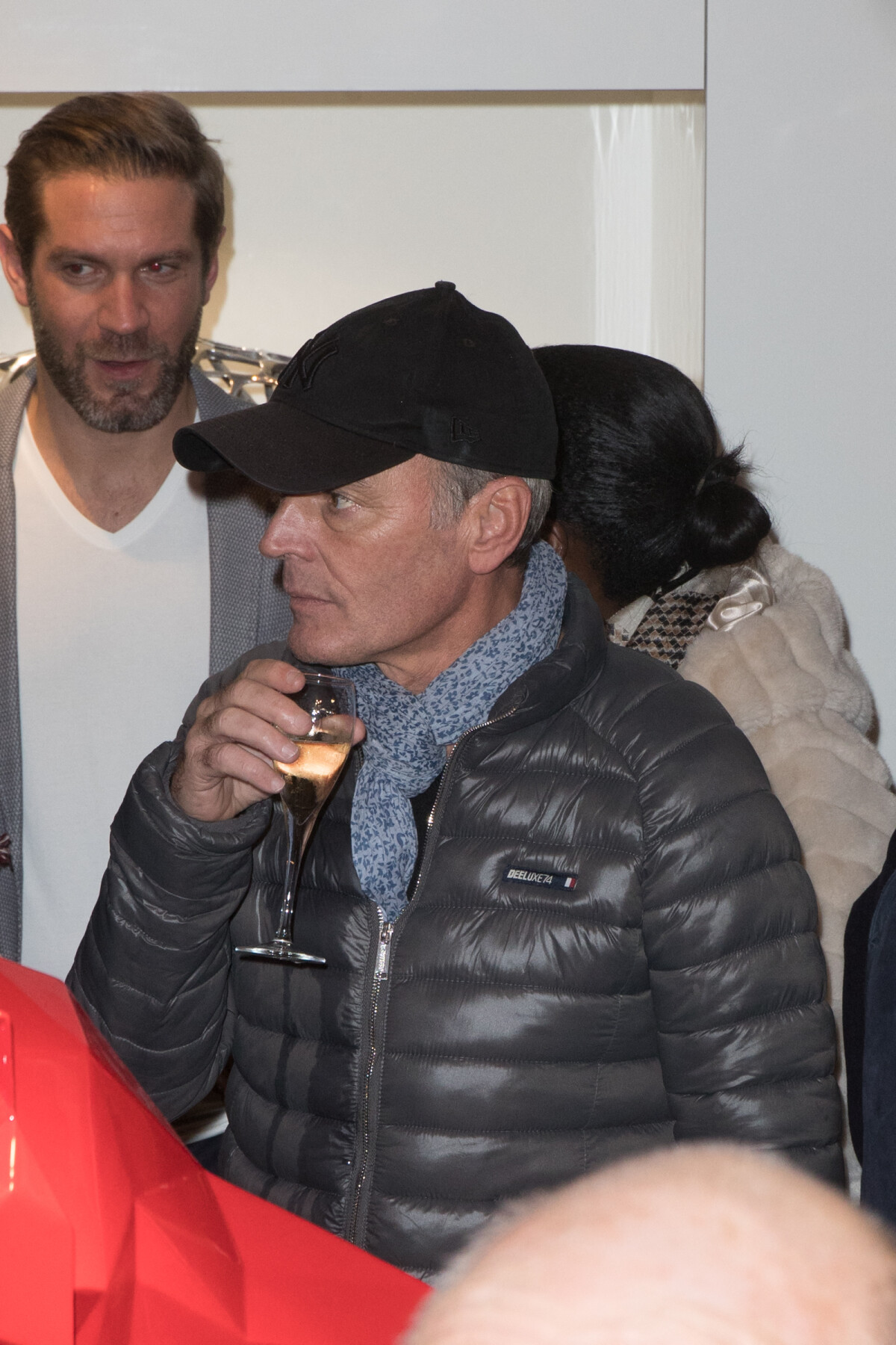 photo-laurent-baffie-cocktail-d-inauguration-de-la-premi-re-galerie