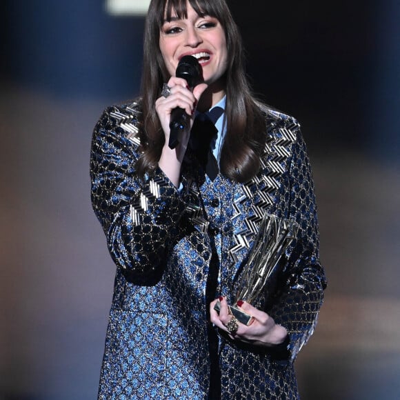 Clara Luciani (Artiste féminine de l'année et Album de l'année pour "Coeur") lors de la 37ème cérémonie des Victoires de la musique à la Seine musicale de Boulogne-Billancourt, le 11 février 2022. © Guirec Coadic/Bestimage.