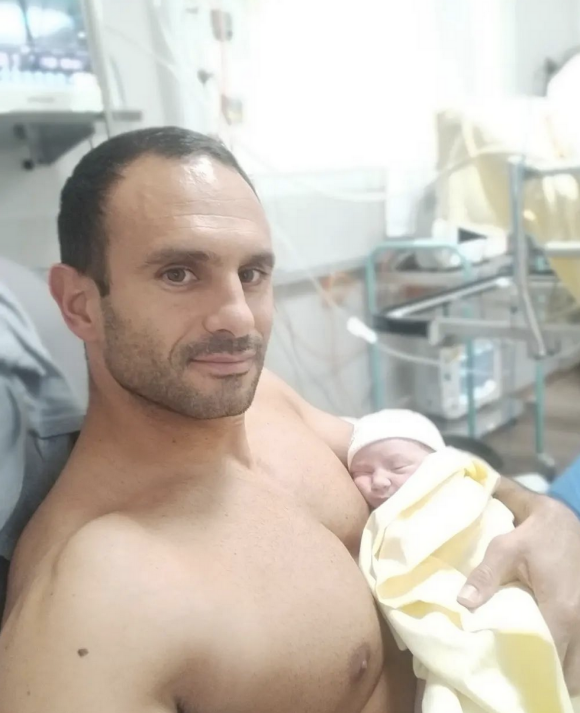 François (Koh-Lanta) devient papa pour la première fois - Instagram