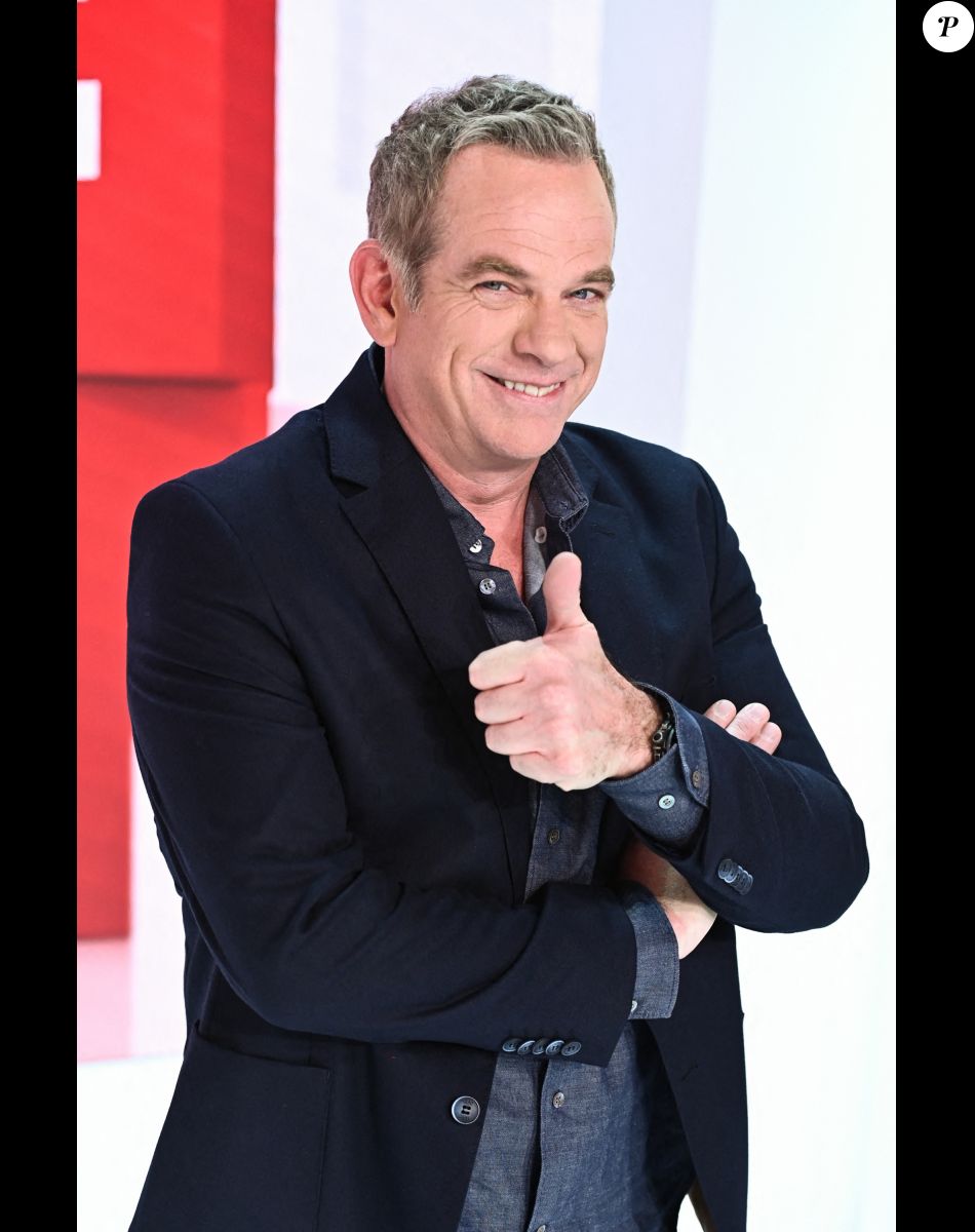 Exclusif - Garou - Enregistrement de l'émission "Vivement dimanche" au studio Gabriel, présentée par M.Drucker, diffusée le 13 novembre 2022. © Guillaume Gaffiot / Bestimage