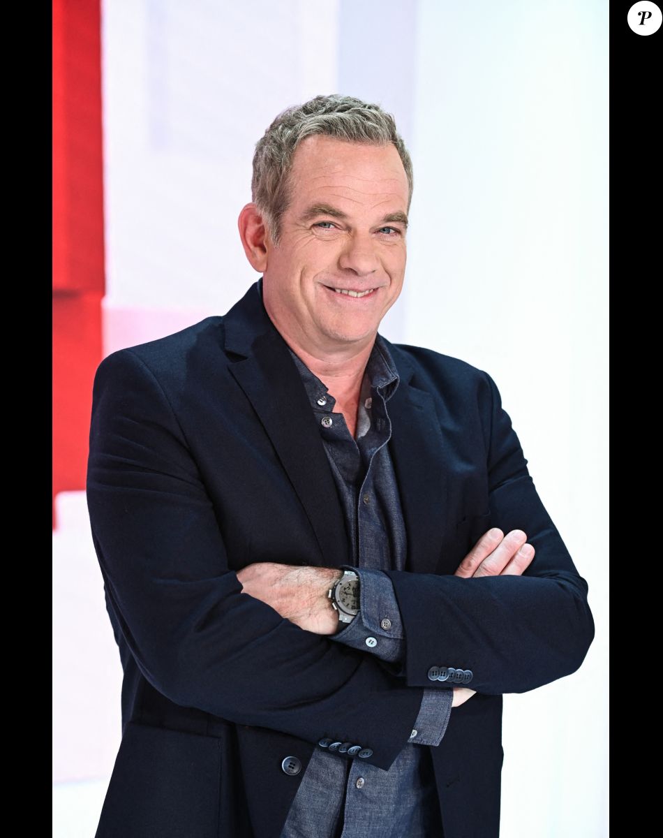 Exclusif - Garou - Enregistrement de l'émission "Vivement dimanche" au studio Gabriel, présentée par M.Drucker, diffusée le 13 novembre 2022. © Guillaume Gaffiot / Bestimage