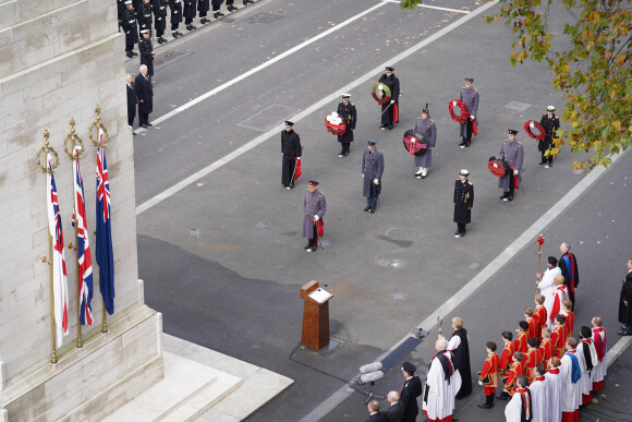 Les membres de la famille royale d'Angleterre, dirigés par le roi Charles III d'Angleterre, lors du "Remembrance Sunday Service" à Londres, Royaume Uni, le 13 novembre 2022.