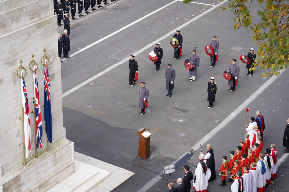 Les membres de la famille royale d'Angleterre, dirigés par le roi Charles III d'Angleterre, lors du "Remembrance Sunday Service" à Londres, Royaume Uni, le 13 novembre 2022.